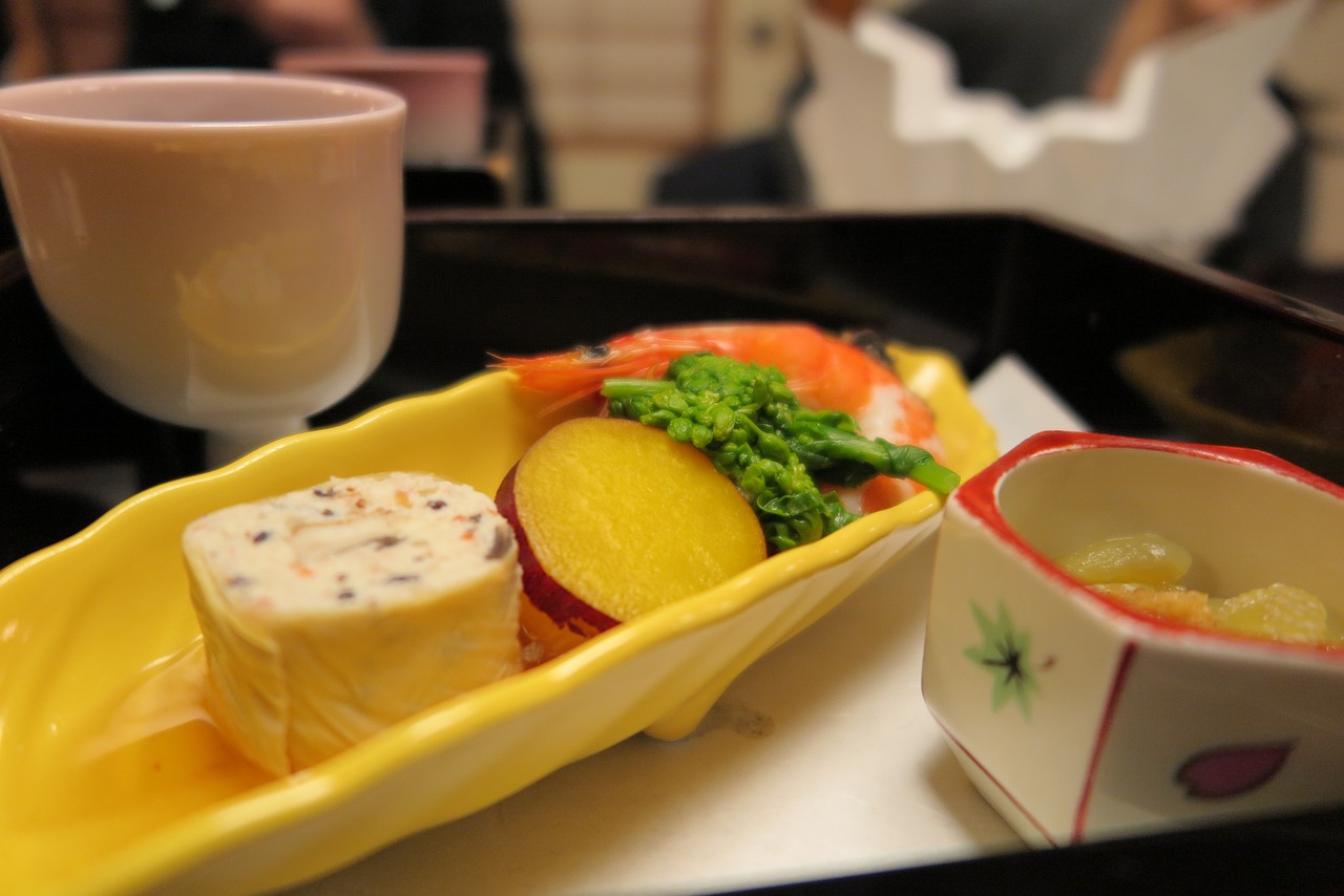 探索最新穎小吃，美食新境界之旅