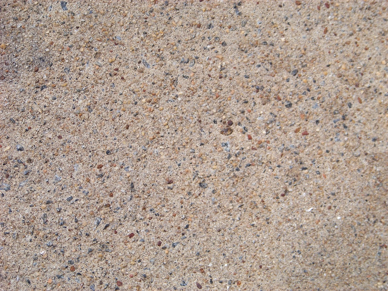 最新水泥地面優(yōu)勢(shì)及應(yīng)用解析