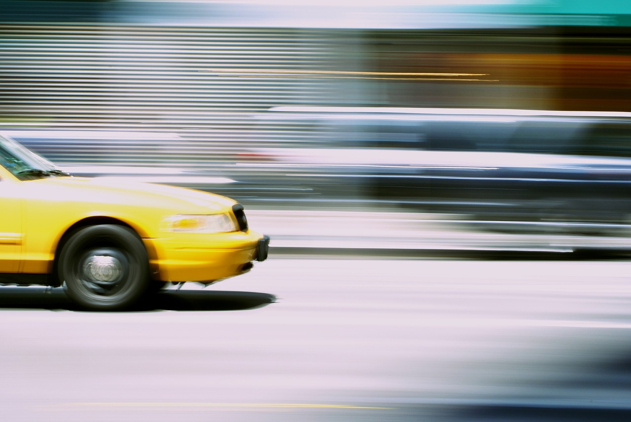 艾瑞澤最新款轎車(chē)，引領(lǐng)未來(lái)駕駛體驗(yàn)的新標(biāo)桿，展現(xiàn)未來(lái)駕駛新風(fēng)尚