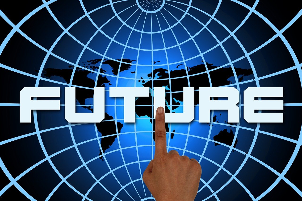 展望2025年，折800的上市之路