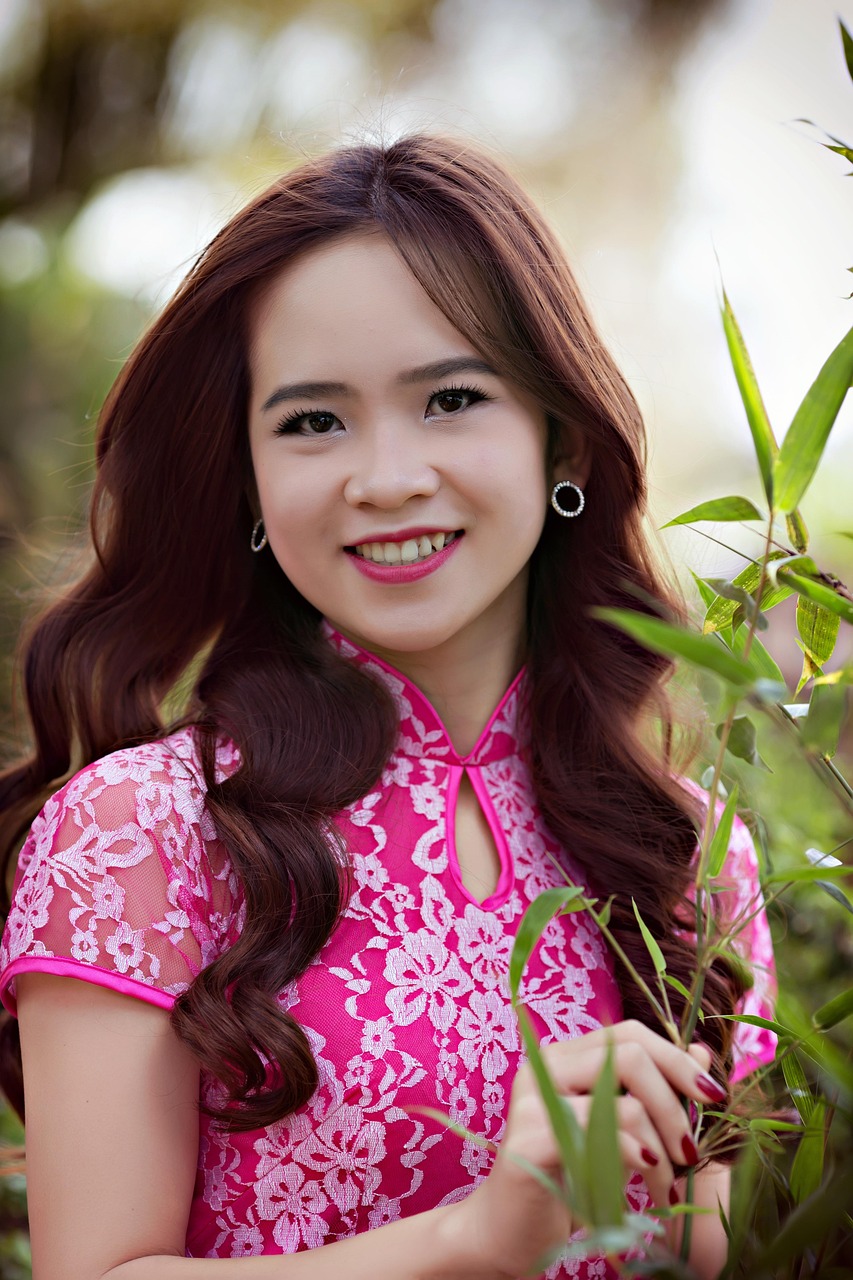 泰國(guó)女明星mai的五月璀璨風(fēng)采