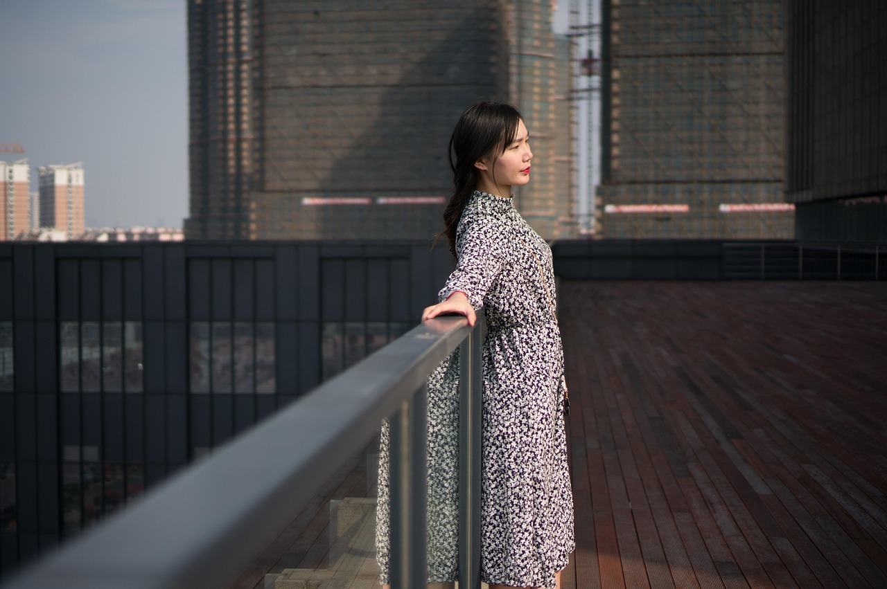 五月權(quán)少隱婚情深最新揭秘，情感深度與婚姻真相